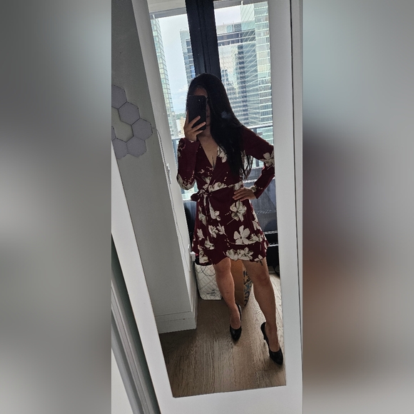 Zaful red floral mini wrap dress - Picture 2 of 4